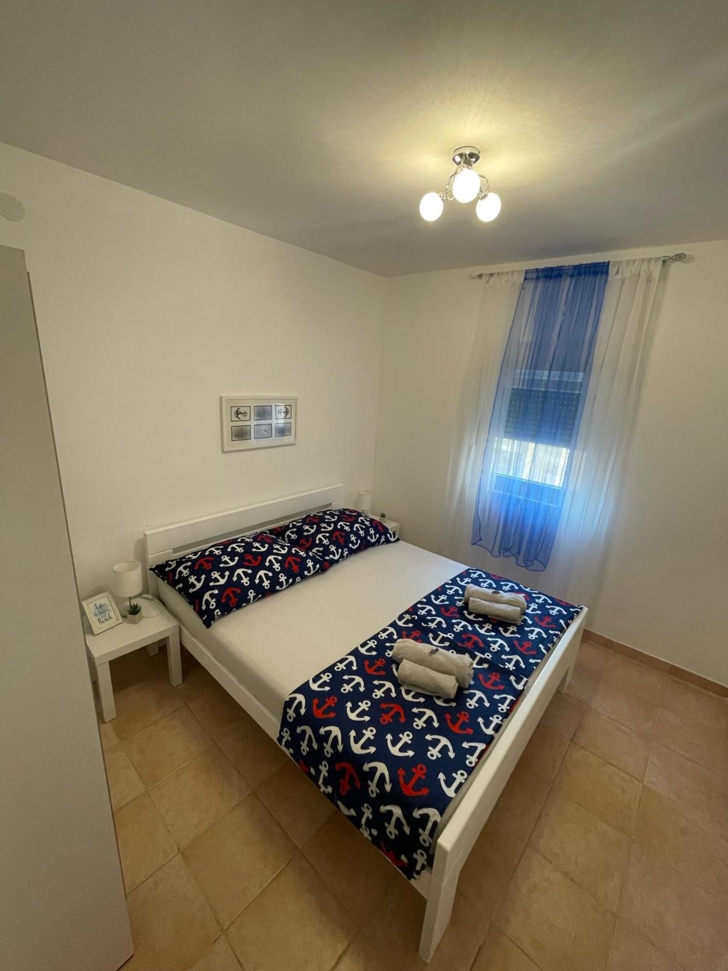 Apartmenthouse Ines วีร์ ภายนอก รูปภาพ