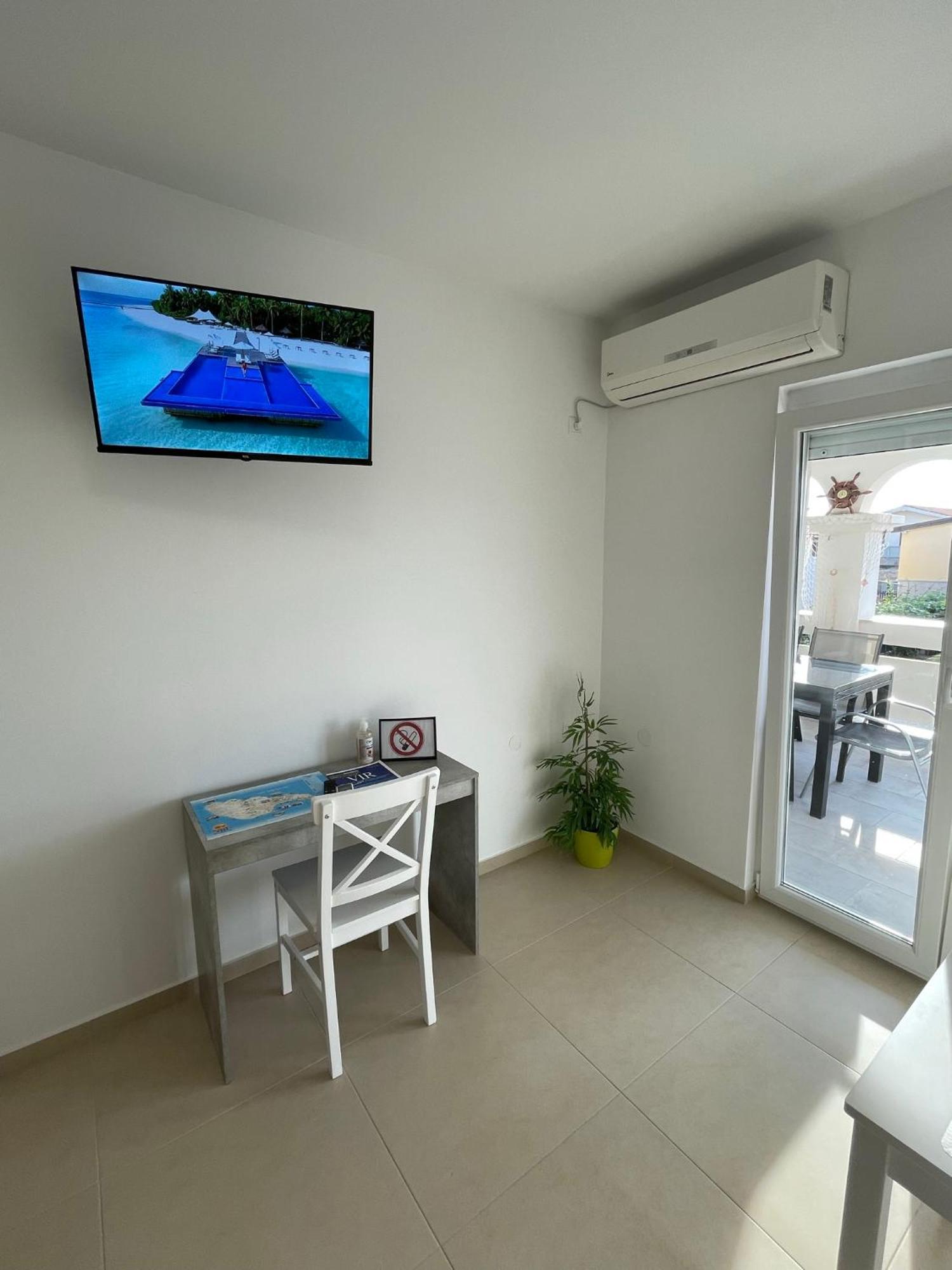 Apartmenthouse Ines วีร์ ภายนอก รูปภาพ